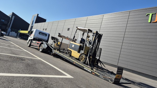 2fc6debedc6a6d7fb40ba3cf14c20d0e_1764305